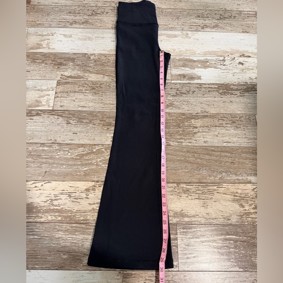 Athleta Women’s Ribbed Elation Flare Full Length Leggings size Small - Picture 3 of 3